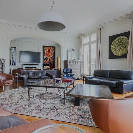 Majestic - 4bd 8p - Arc Triomphe *